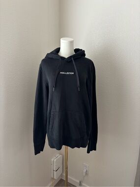 Hollister pullover hoodie jacket (M)